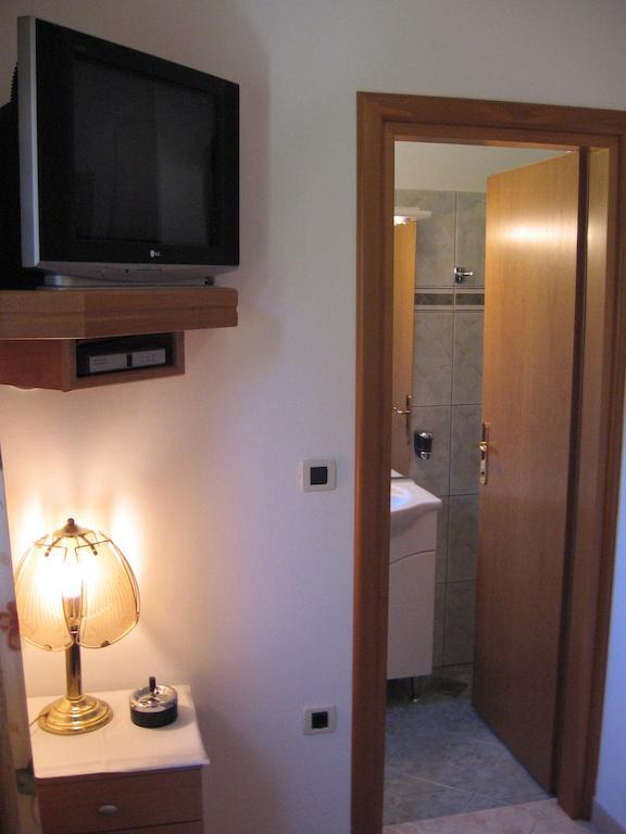 Guest House Caterina Poreč Rum bild