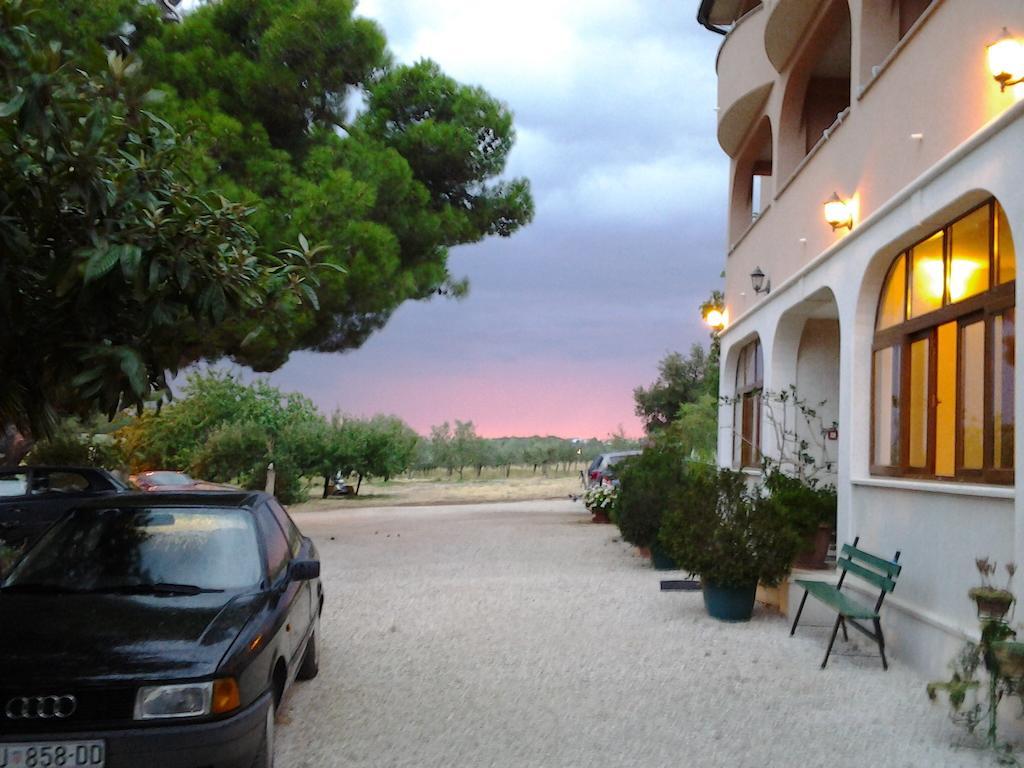 Guest House Caterina Poreč Exteriör bild