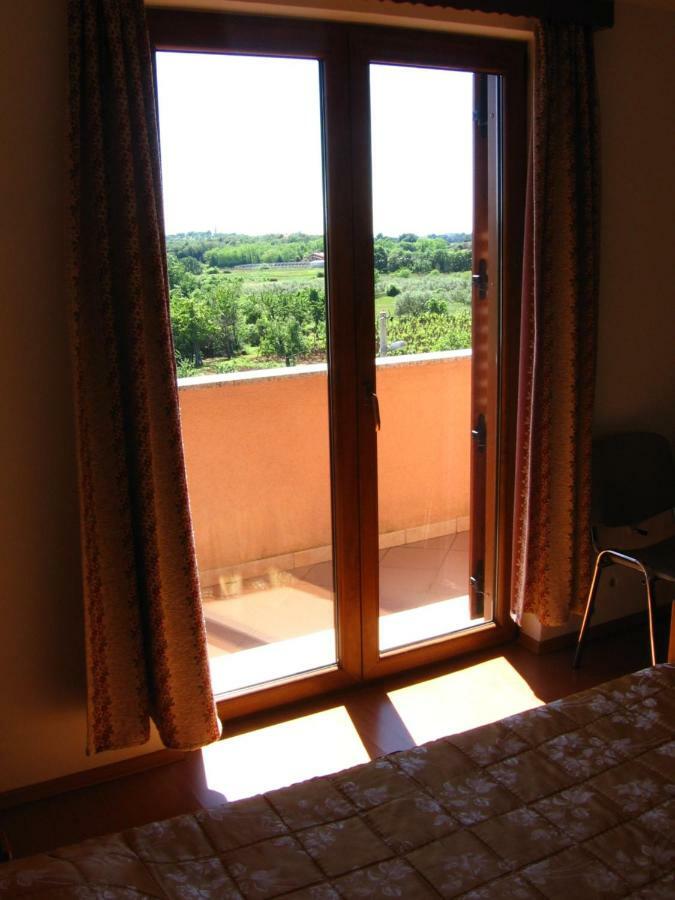 Guest House Caterina Poreč Exteriör bild